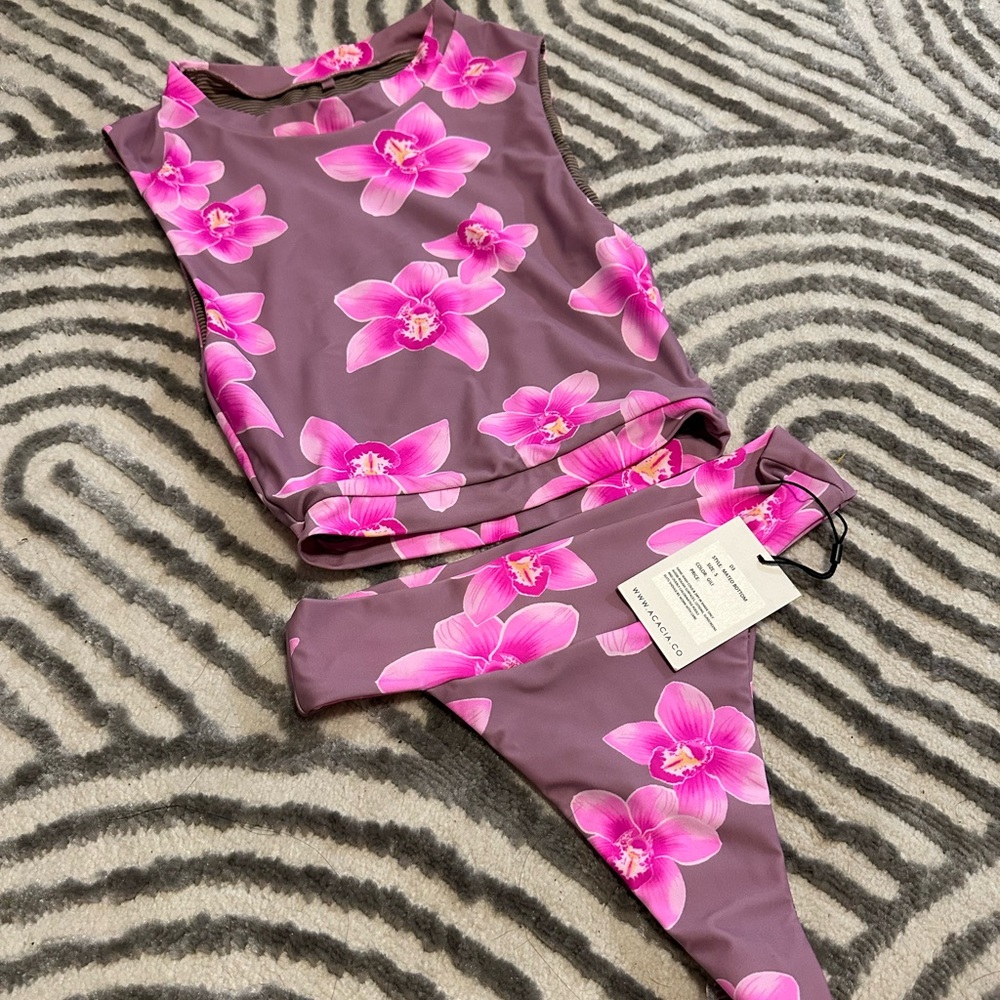Acacia Gili Set